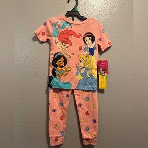 Disney Princess 2Pc Pajama Set Toddler Girl 5T Pink Short-Sleeve Snug Fit NWT